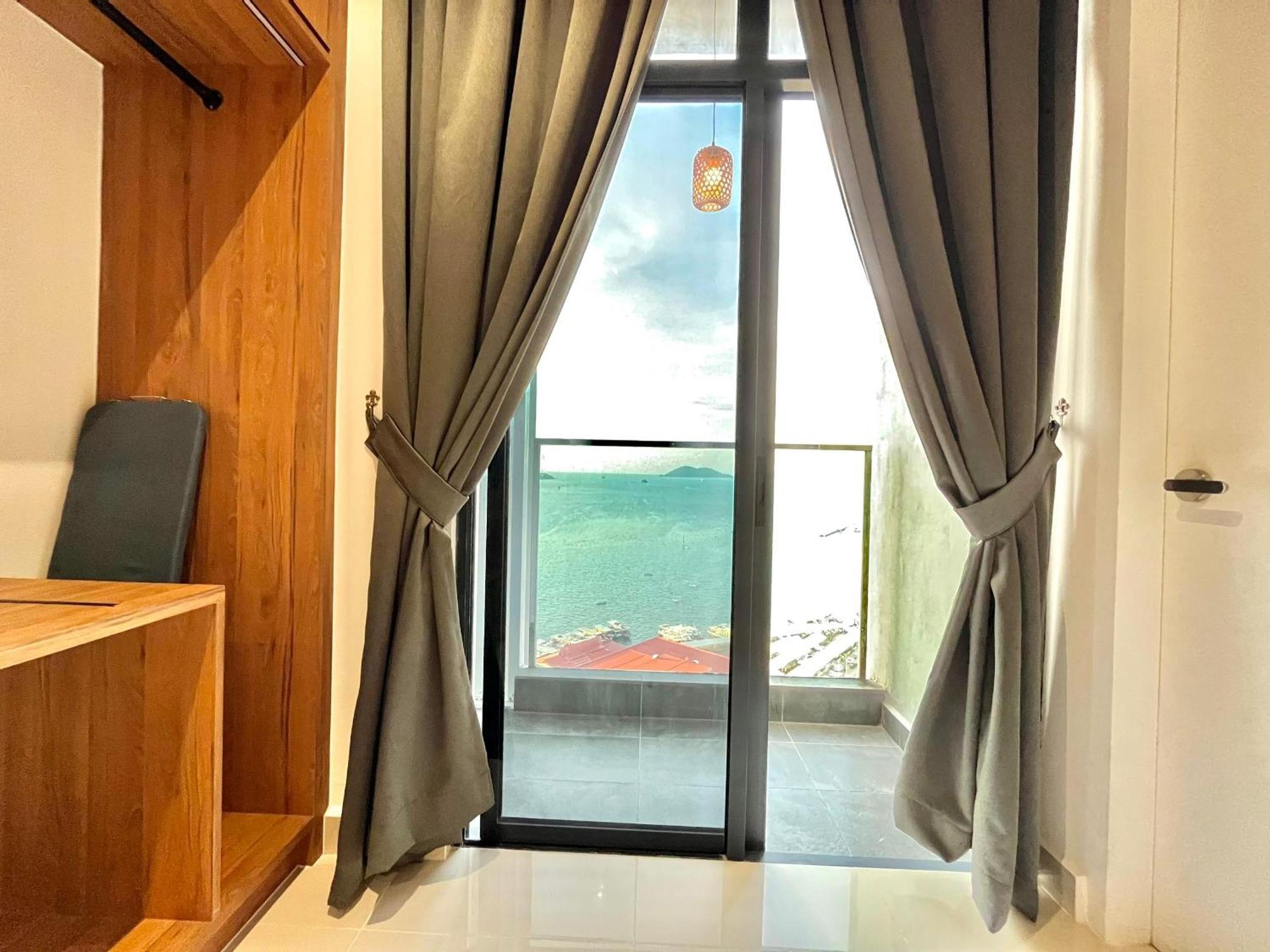 Covesign Suite, The Shore コタキナバル エクステリア 写真
