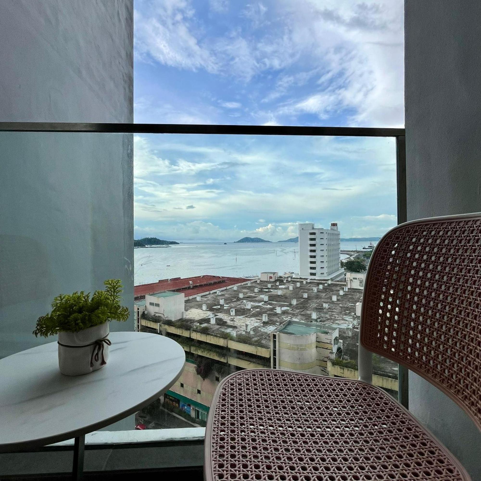 Covesign Suite, The Shore コタキナバル エクステリア 写真